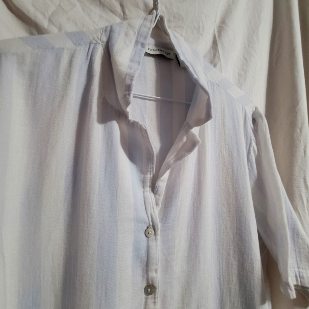 Paraphrase Lightweight cropped button-up blouse, size LRG